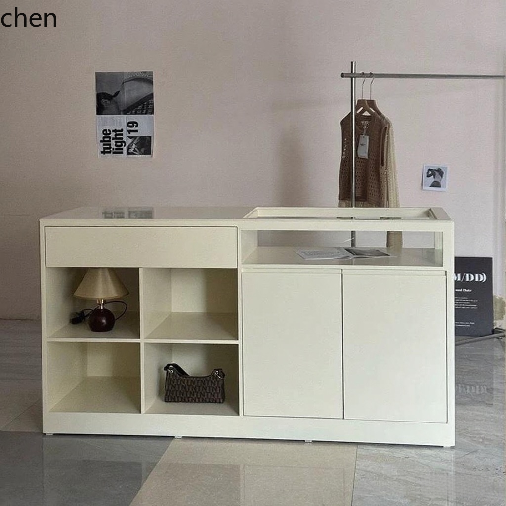 CZ Clothing Store Island Table - Desk Setup In Office avis et prix