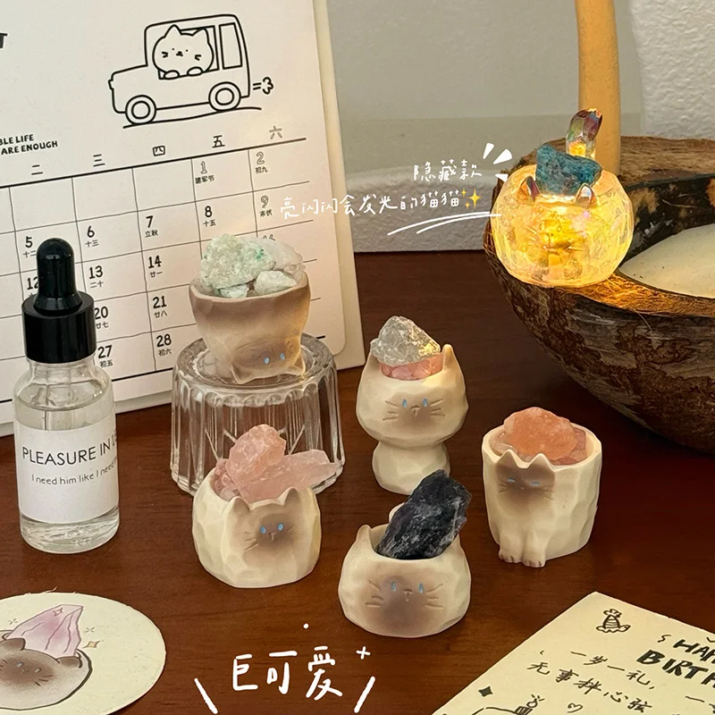 Cute Cat Theme Blind Box Cryst - Desk Setup Essentials avis et prix